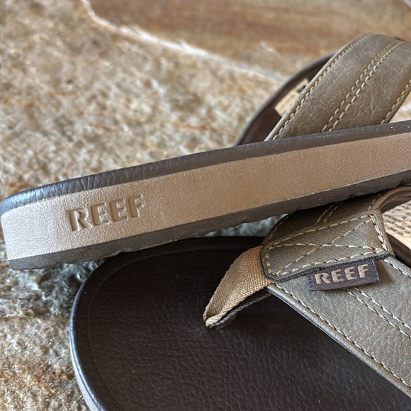 Reef Sandals - Picture 3 of 5